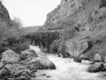 "Jaturabe. Puente sobre el río"