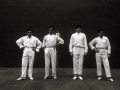 LOS PELOTARIS MANUEL GOIKOETXEA, DE LA GIMNASTICA DE ULIA, IGNACIO ETXARRI Y ELEUTERIO ETXENIKE DEL CLUB DEPORTIVO LOIOLATARRA ENTRE OTROS EN UN FRONTON. (Foto 1/1)