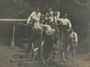 Gizon taldea kirol-gimnastika barretan