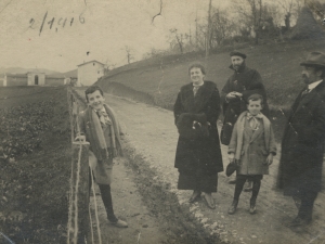 Polikarpo Elosegi eta Maria Irazusta beraien semeekin