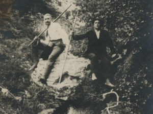 Polikarpo Elosegi mendi ibilaldian Aralarren