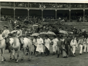 Becerrada en el Chofre 1955