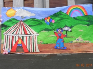 iñauteriak jarritako murala