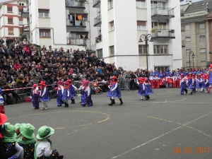 gende ugari begira umeari