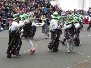 grupo koskorchegoa dantzan