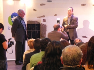 alkatea oparia emanda gero  gizonari