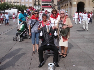 foto col el mimo. en iruña