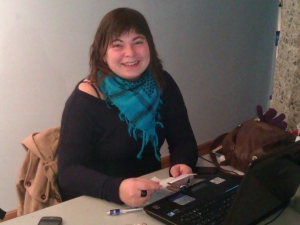 Usurbe Antzokian dagon neska