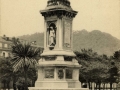 San Sebastián : estatua del Almirante Oquendo = Saint-Sébastien : statue de l'Almiral Oquendo / LL.
