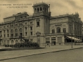 San Sebastián : estatua de Oquendo y Teatro Reina Victoria