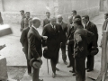 VISITA DEL GENERAL MIGUEL PRIMO DE RIVERA A LAS INSTALACIONES DE LA COMPAÑÍA Y AUXILIAR DE FERROCARRILES (CAF) DE BEASAIN. (Foto 1/2)