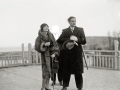 LA ACTRIZ POLA NEGRI Y EL PRINCIPE MDIVANI EN EL PARQUE DE ATRACCIONES DE IGELDO. (Foto 1/1)