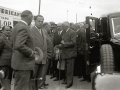 NICETO ALCALA ZAMORA RECIBIDO POR EL INDUSTRIAL MANUEL REZOLA Y MIEMBROS DE LA JUNTA EN EL CIRCUITO AUTOMOVILISTICO DE LASARTE. (Foto 1/1)