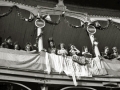 FESTEJOS EN LA PLAZA DE TOLOSA, EN LOS QUE TOREAN POR PRIMERA VEZ ANTONIA Y CECILIA URQUIJO. (Foto 11/19)