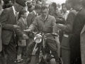 MOTOCICLISTAS EN EL PASEO RAMON MARIA DE LILI. (Foto 9/20)