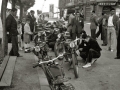 MOTOCICLISTAS EN EL PASEO RAMON MARIA DE LILI. (Foto 13/20)