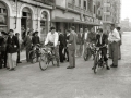 MOTOCICLISTAS EN EL PASEO RAMON MARIA DE LILI. (Foto 15/20)