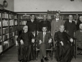MIEMBROS DE LA ACADEMIA DE LA LENGUA VASCA Y DE LA FEDERACION DE ENTIDADES EUSKERISTAS. (Foto 1/3)