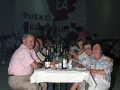 Asistentes a un mitin de Carlos Garaikoetxea durante una reunión de Eusko Alkartasuna