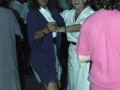 Mujeres bailando durante una reunión de Eusko Alkartasuna