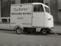 MOTOCARRO DE REPARTO DE LA PANIFICADORA "LA CERES". (Foto 2/2)