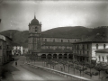 PLAZA DEL AYUNTAMIENTO DE LEGAZPI. (Foto 1/1)