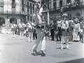 Dantzari bailando en la procesión del Corpus, en la plaza de los Fueros