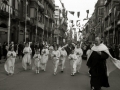 PROCESION RELIGIOSA POR LA CALLE EASO. (Foto 4/7)