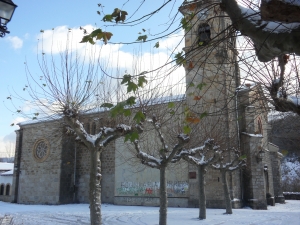 Arruazuko eliza elurtua