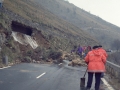 Rotura de un canal de agua en el camino de Arantzazu
