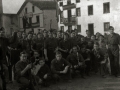 SOLDADOS Y VOLUNTARIOS EN LA PLAZA DE ASTIGARRAGA. (Foto 2/5)