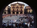 Tamborrada infantil en la plaza de los Fueros