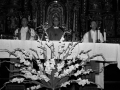 El obispo Setien y el párroco Madinabeitia durante la homilía
