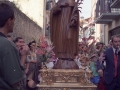 Traslado de la imagen de San Miguel de Aozaraza acompañada de una comitiva