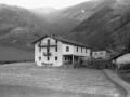 Ugaranetxeberri baserria, Aldaba auzoan
