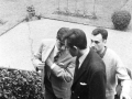Acompañantes de Manuel Fraga durante la visita