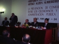Celebración de unas conferencias en la universidad. En la mesa de ponentes se encuentran el Ararteko Juan San Martin, Eli Galdos y José María González Zorrilla