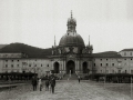 VISTA DEL SANTUARIO DE LOIOLA Y DEL INTERIOR DE LA CASA DE SAN IGNACIO DE LOIOLA EN AZPEITIA. (Foto 1/1)