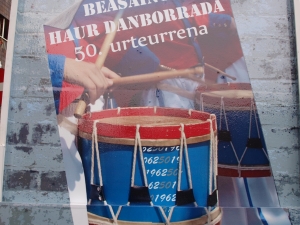 Haurren danborradak 50 urte