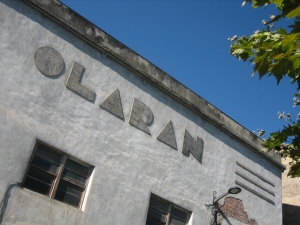 Olaran eraikin razionalista