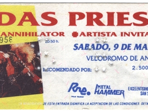 Judas Priest kontzerturako sarrera.