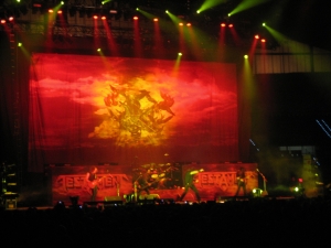Testament PriestFeast kontzertuan.