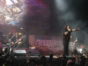 Testament PriestFeast kontzertuan.