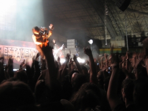 Testament PriestFeast kontzertuan.