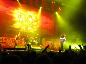 Testament PriestFeast kontzertuan.