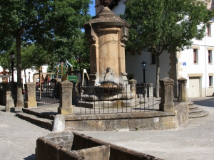 Plazako iturria.