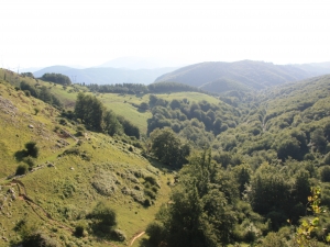 Ikuspegia San Adriango sarreratik.