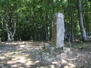 Askiolagainako mugarria.