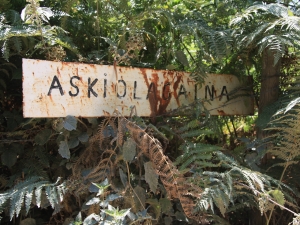 Askiolagainako seinlea.