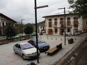 Arratzuko plaza.